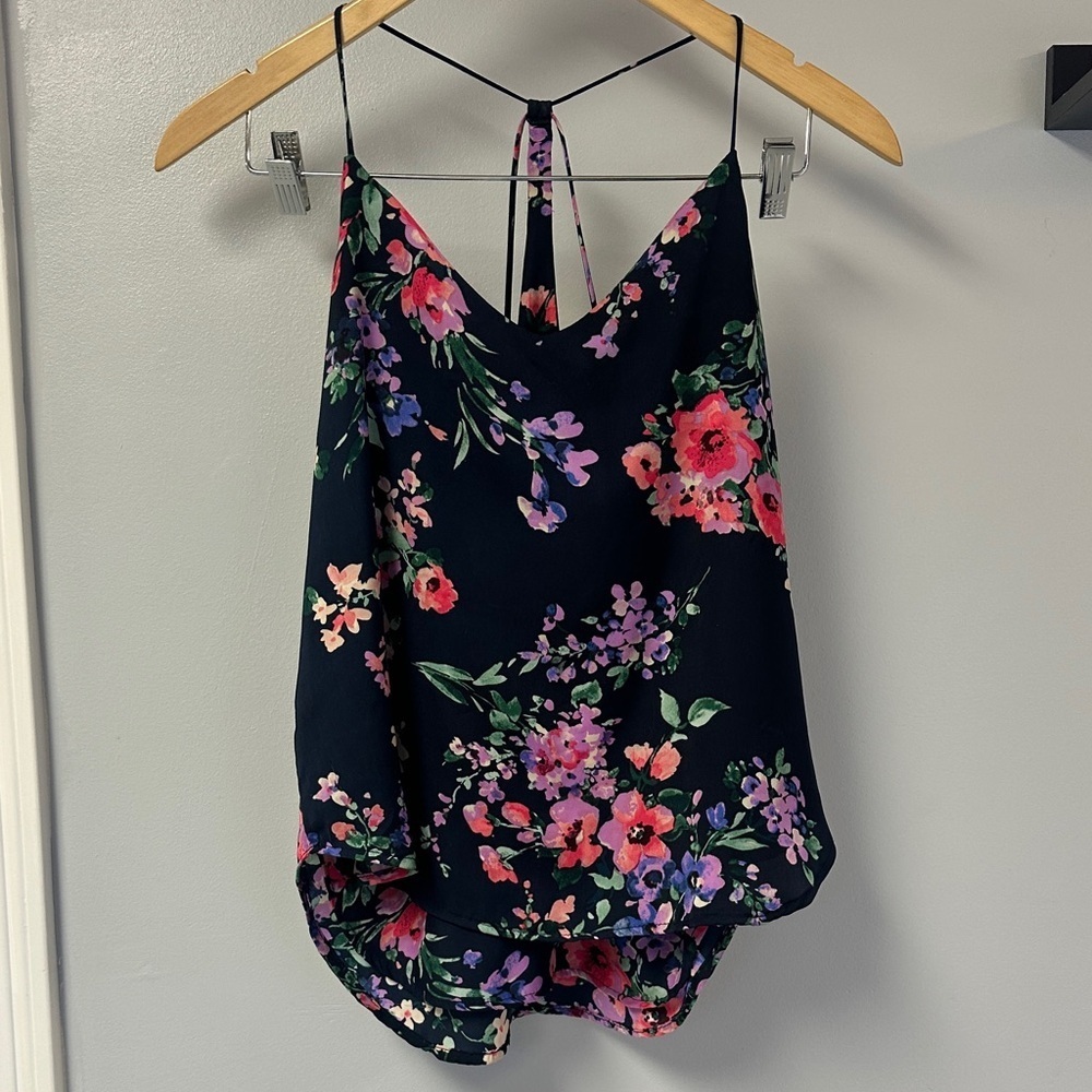 Mi Ami Floral Flowy Tank Top Blouse